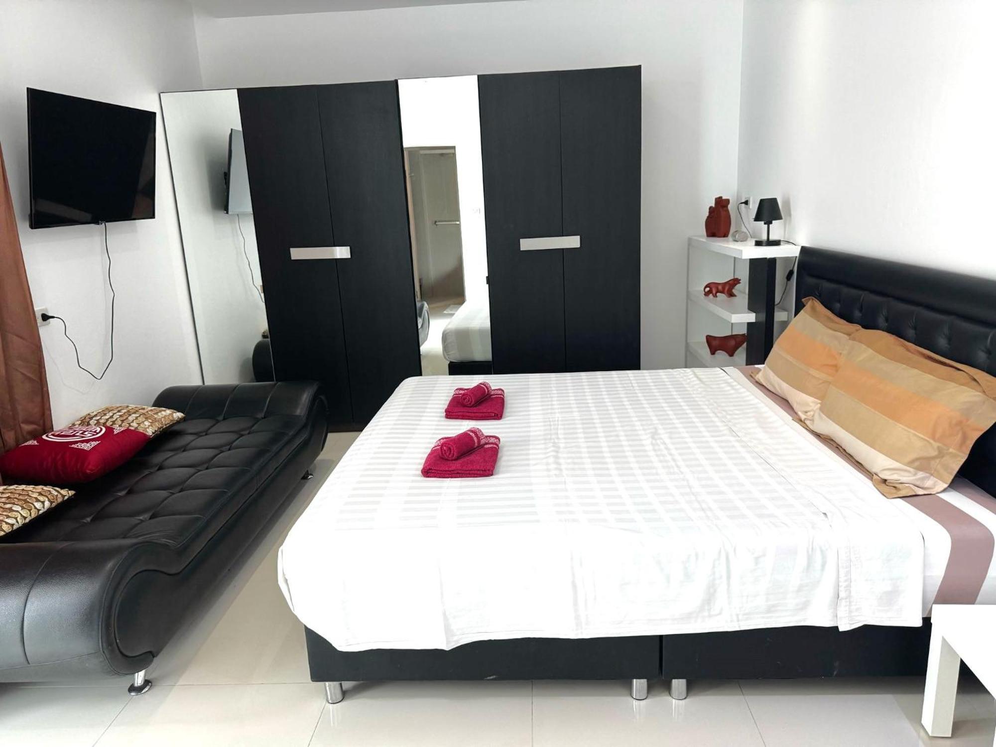 Villa Cheloni 2 Bedrooms Kamala Beach Esterno foto